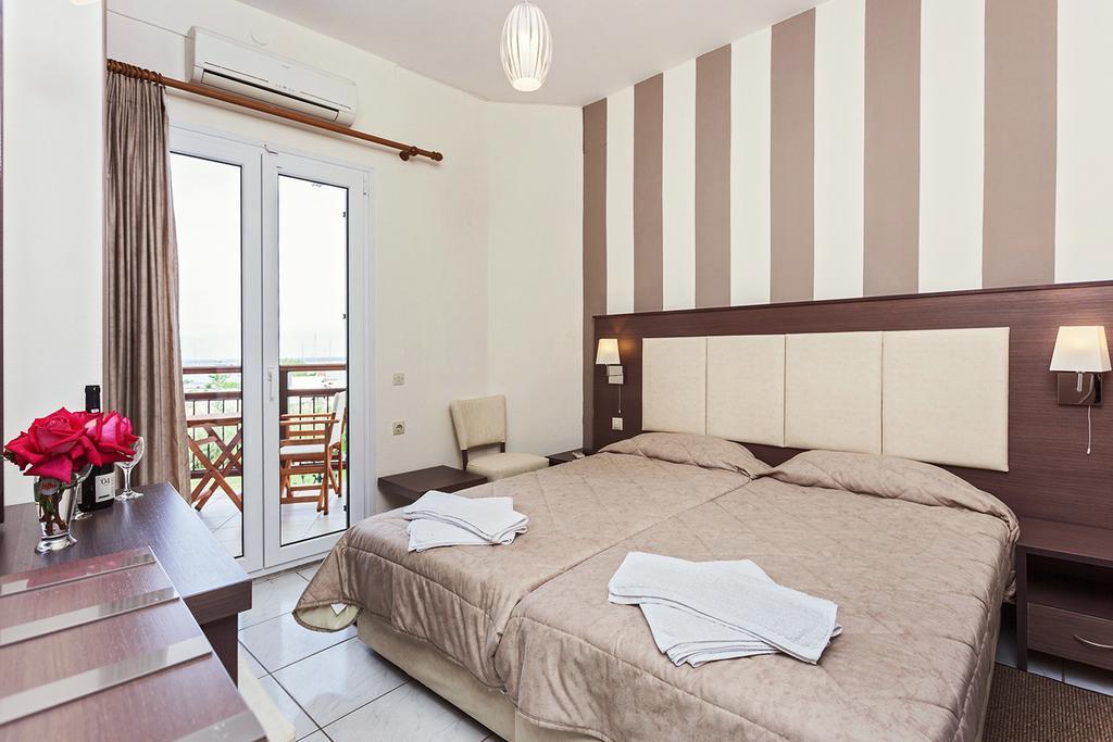Akti Fine Rooms Skopelos Town Exterior photo
